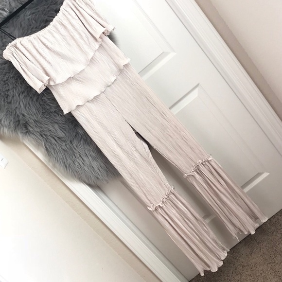 off the shoulder jumpsuit - Picture 6 of 8